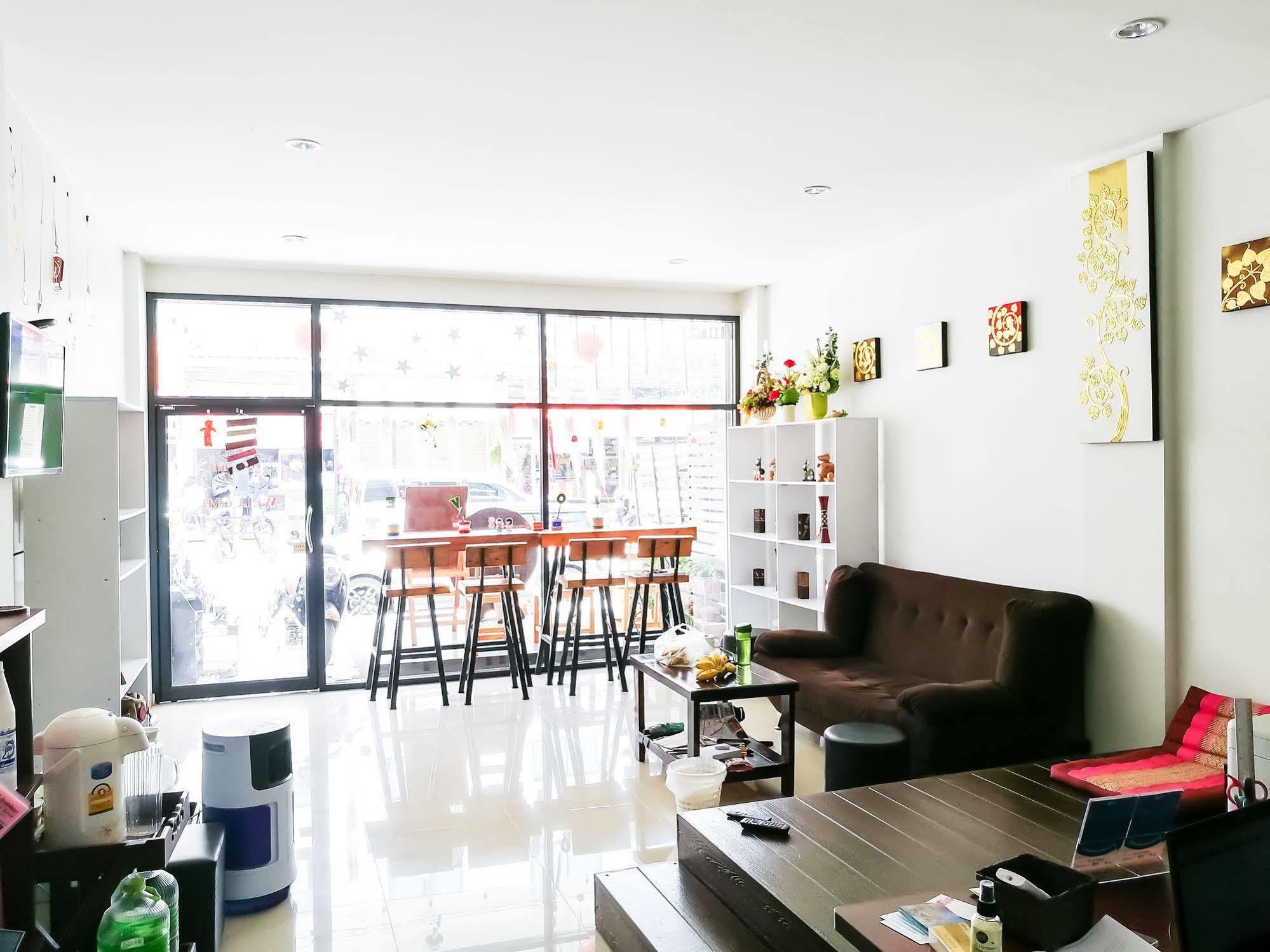 The Sun Hostel Chiang Mai Dış mekan fotoğraf